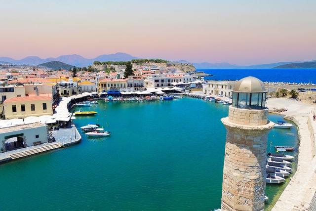 Rethymno en voiture de location : itinéraires et parking